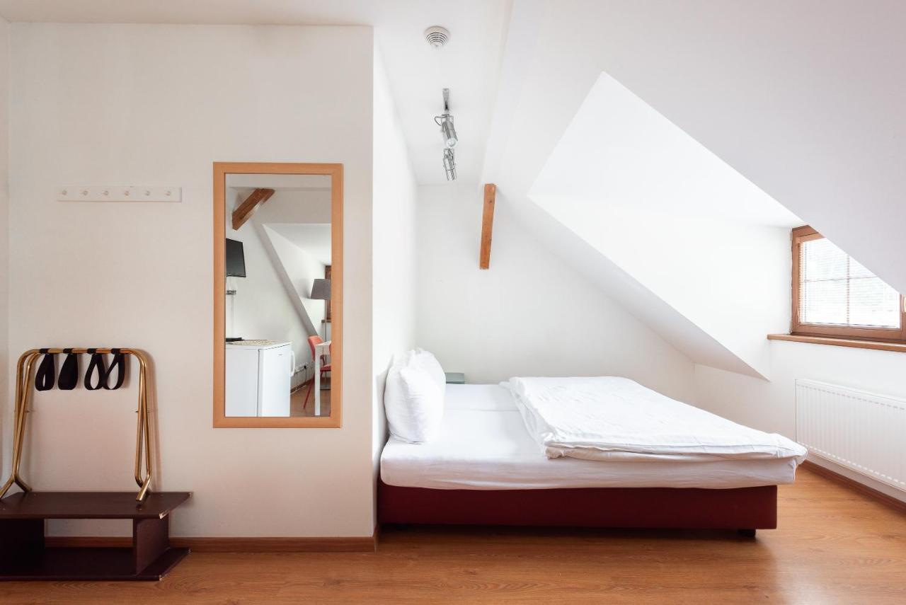 Apartman Muzeum Obchodu Karlstejn Ngoại thất bức ảnh